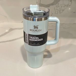 Stanley - SPEARMINT PEARLESCENT 40 oz. Adventure Quencher Tumbler (Mint) - NWT!